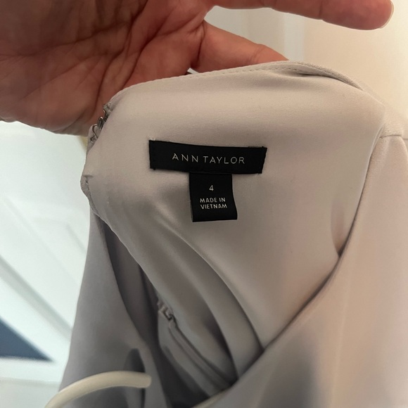 Light grey 100% polyester fully lined knee length dress - Picture 6 of 6